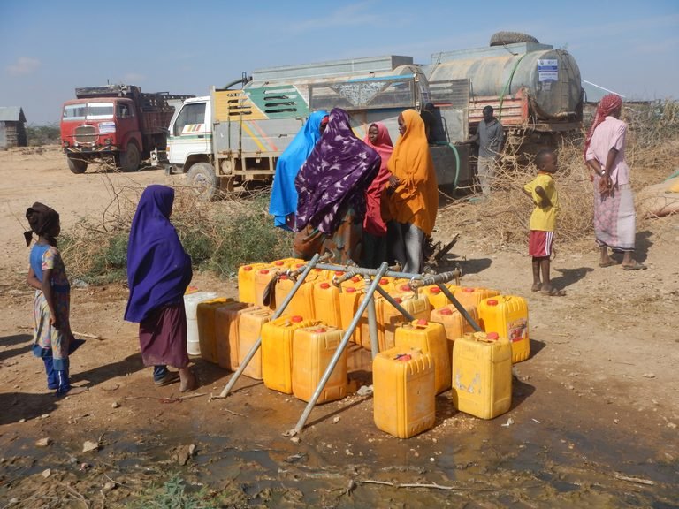 HIDIG Provides Weekly Water Trucking to Flood-Affected Communities in Beletweyne District